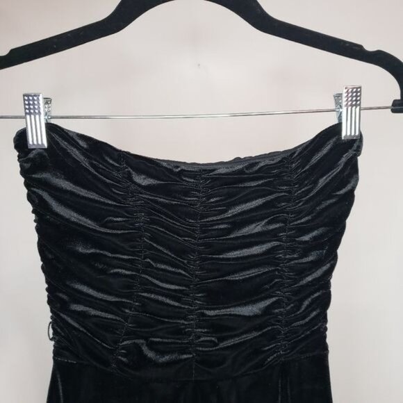 NWT Aqua Strapless Velvet Mini Dress Size S (No Sash) - Picture 4 of 8
